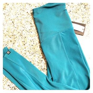 Onzie Ribbed Sweetheart 7/8 Yoga Leggings Teal